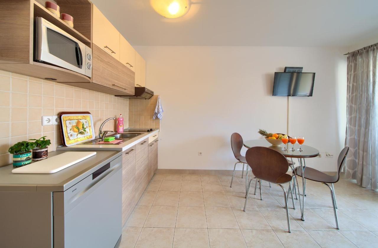 Apartments Ivica Krk Island Šilo Kültér fotó